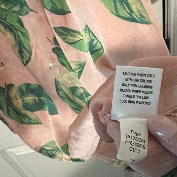 Tropical Pink & Green Leaf Print The Webster at Target Blouse XL airy and thin - Picture 6 of 6